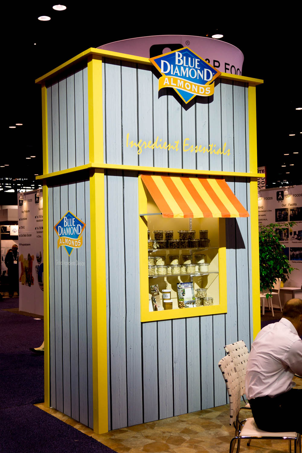 booth-design-ideas