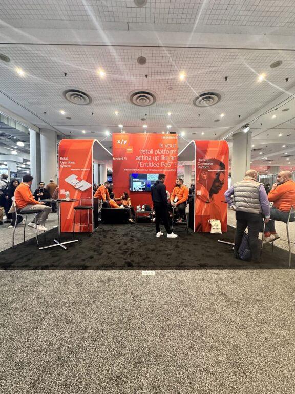 X/Y – 20×20 Trade Show Booth