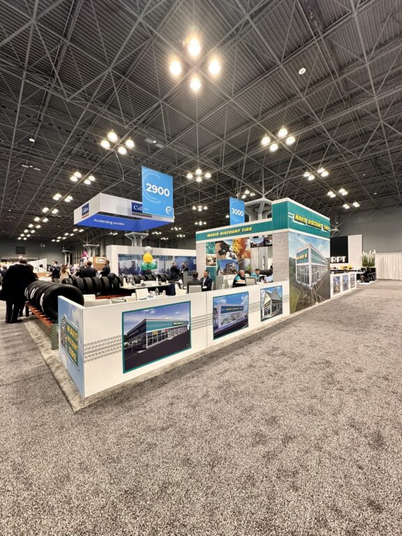 Mavis Discount Tire – 10×10 Trade Show Booth