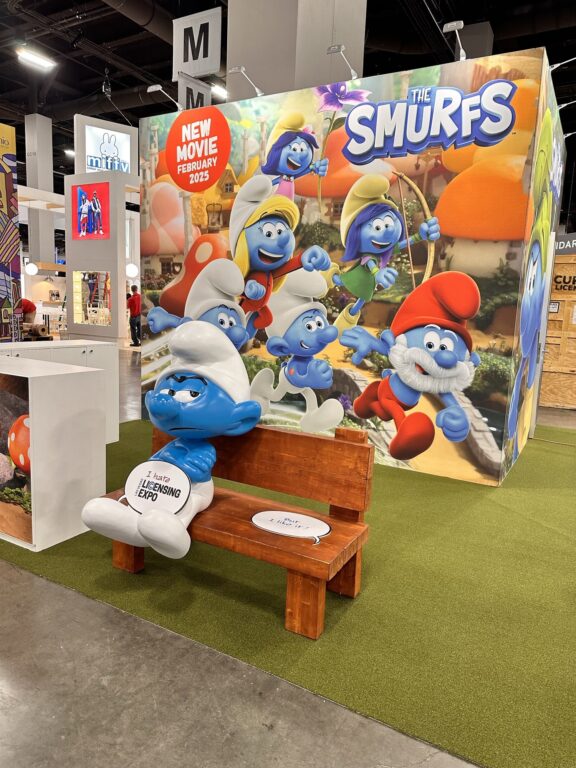 The Smurfs – 10×10 Trade Show Booth