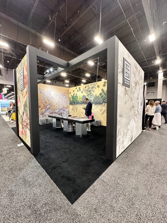 LondonArt Wallpaper – 10×10 Trade Show Booth