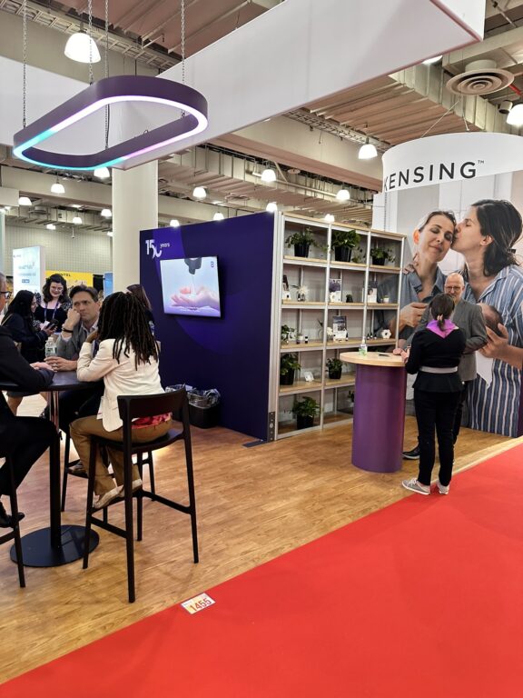 Natural Product Shelving – Trade Show Booth