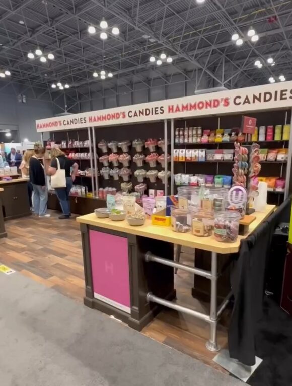 Hammond’s Candies – 10×20 Trade Show Booth