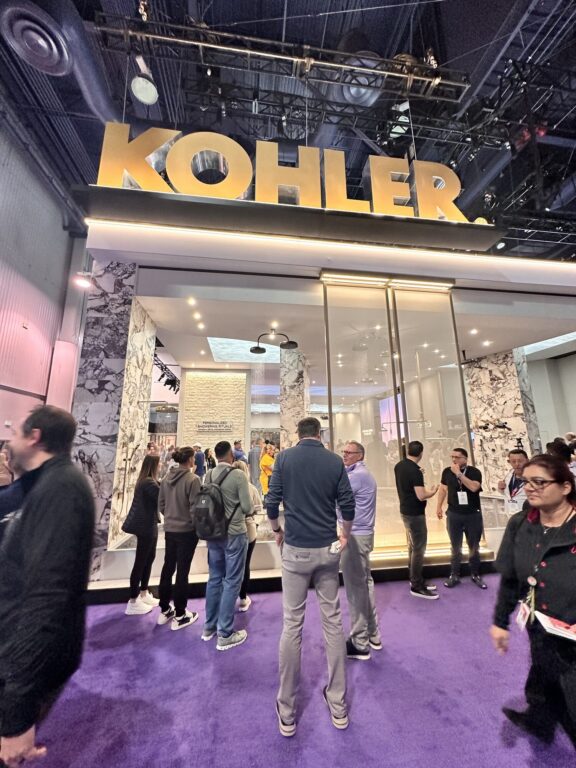 Kohler Glass Walls – Trade Show Booth